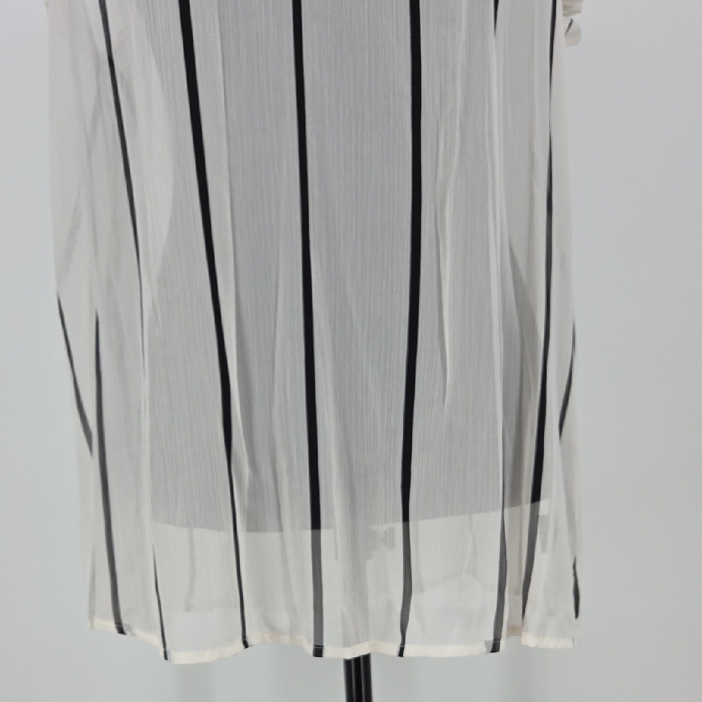 Who What Wear White Sleeveless Ruffle Mock Neck Striped Cami - Picture 7 of 15